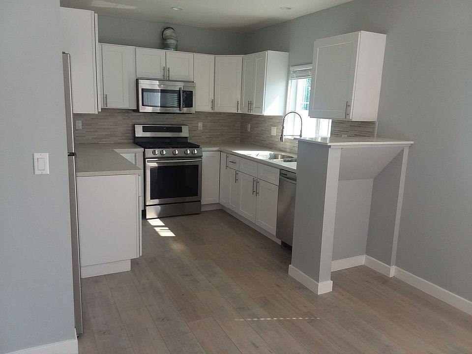 1st image of 3109 Estara Ave