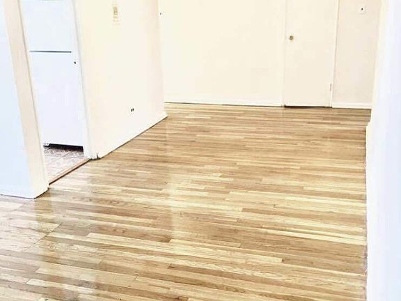 2nd image of 2215 Cruger Ave APT 4B