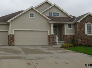 18358 Dewey Ave, Omaha, NE 68118