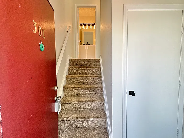 925 Oronoke Rd #30L — Photo 3