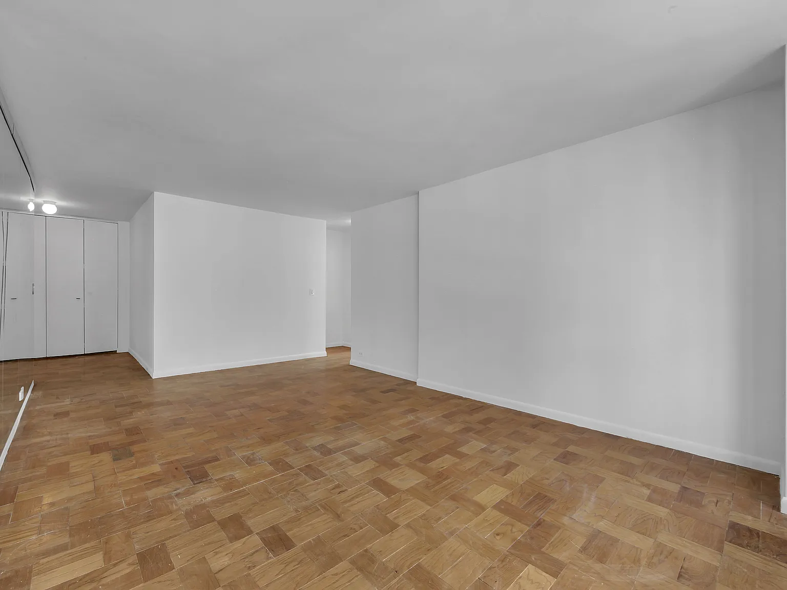 630 First Avenue — Photo 4