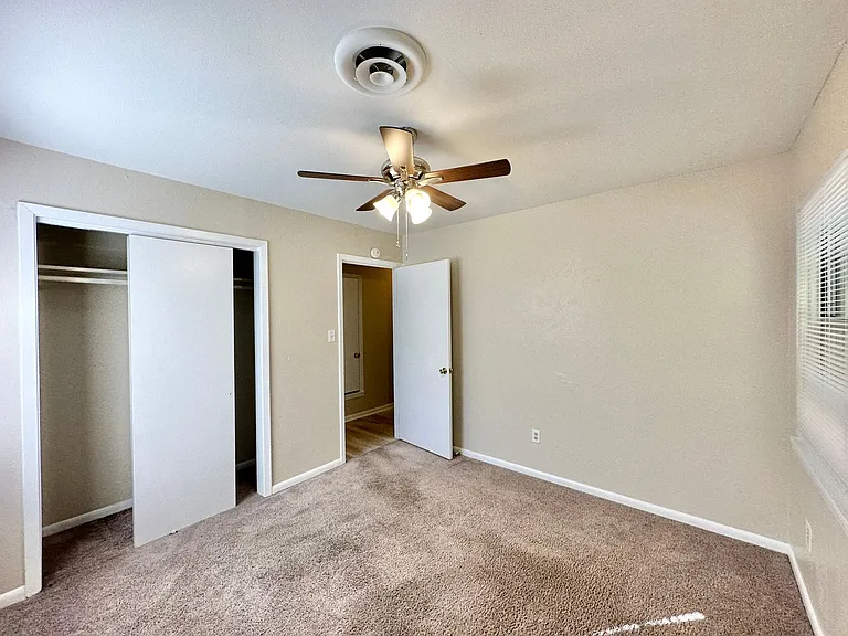 707 W Lincoln Ave — Photo 21