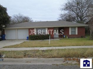 405 Cottonwood Dr, Copperas Cove, TX 76522