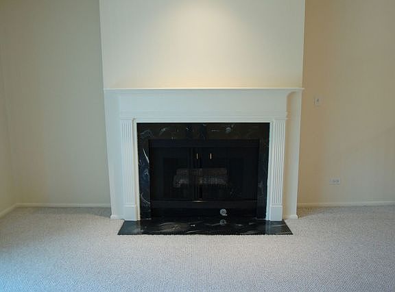 3rd image of 1250 Park Ave W APT 403
