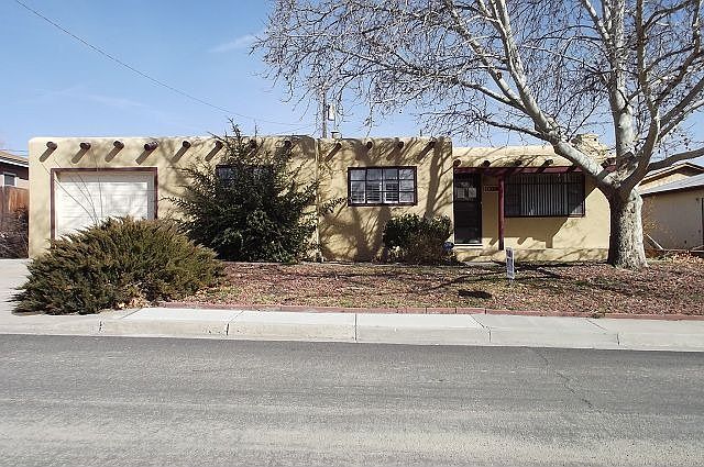 2nd image of 1506 Zuni Dr