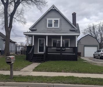 185 E State St, Montrose, MI, 48457