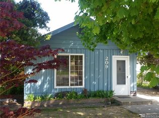 209 S Birch St, Omak, WA 98841