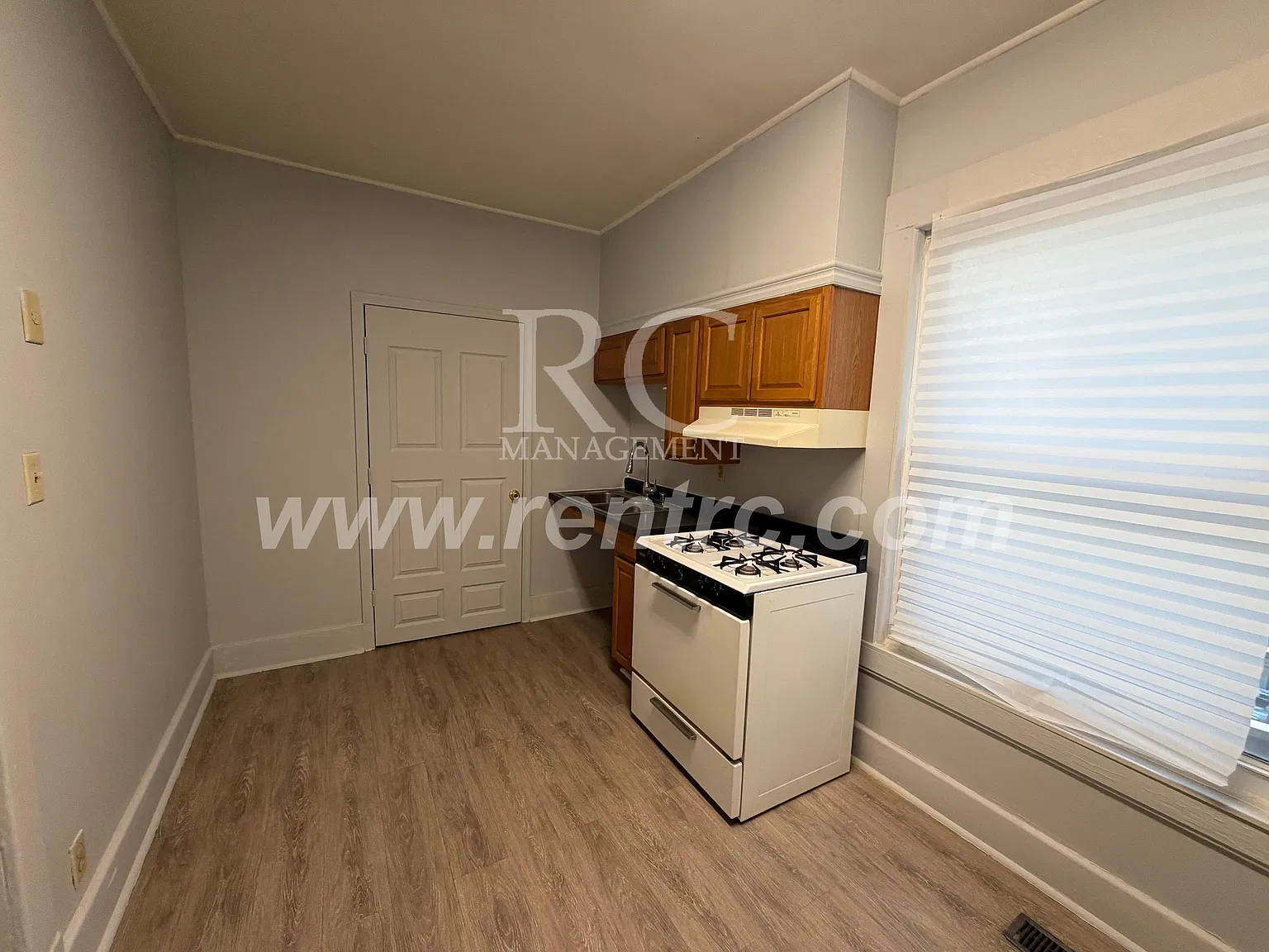 1 bed, 650 sqft, $450 — Photo 2