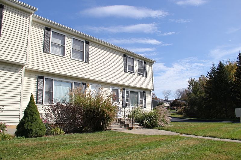 Linwood Apartments Colchester, CT Zillow