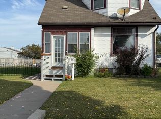 667 Saint Anthony Ave, Saint Paul, MN 55104