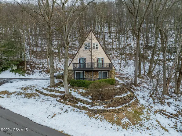 340 Hillside Dr, Bloomsburg, PA 17815