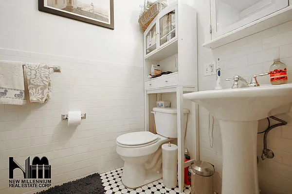 Rented by NMRE | media 26