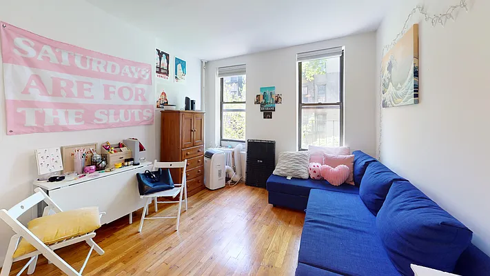 Rented by Bond New York | media 10