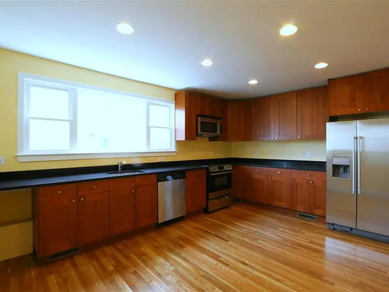38 Medford St #2 — Photo 12