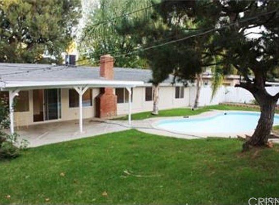 4th image of 5719 Winnetka Ave