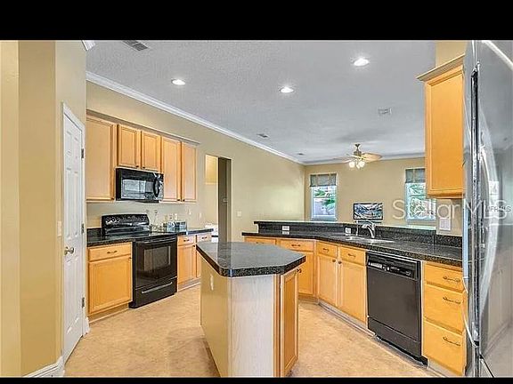2nd image of 2942 Willow Bay Ter