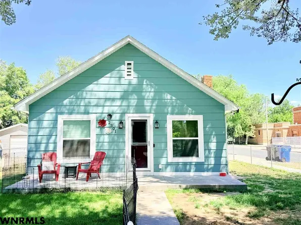 2301 Avenue D, Scottsbluff, NE 69361