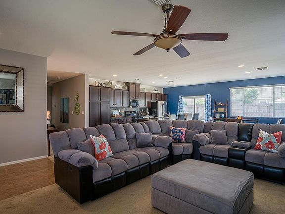 4th image of 6745 E Orleans Ave
