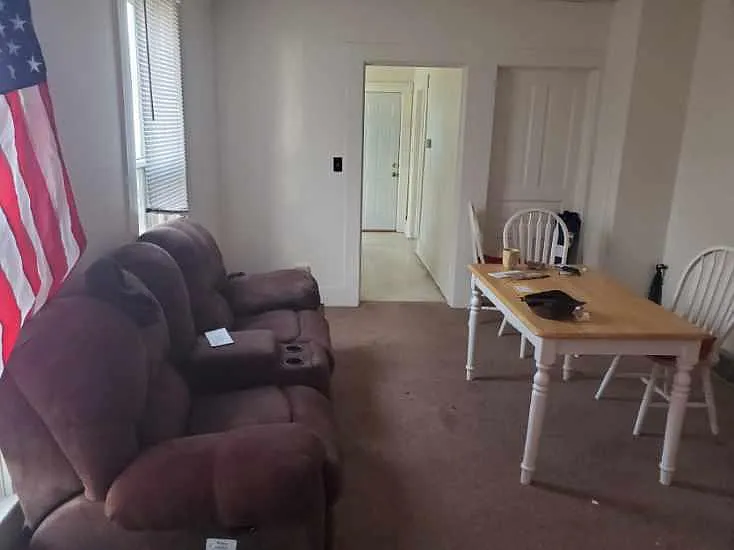 4 bed, 1.5 bath, 1254 sqft, $1,700 — Photo 3