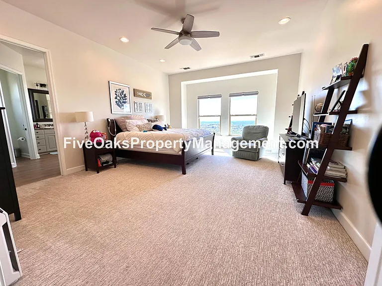 2651 Via Fiori — Photo 14