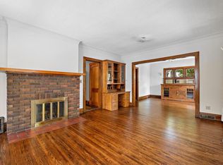 2387 Bayless Pl, Saint Paul, MN 55114