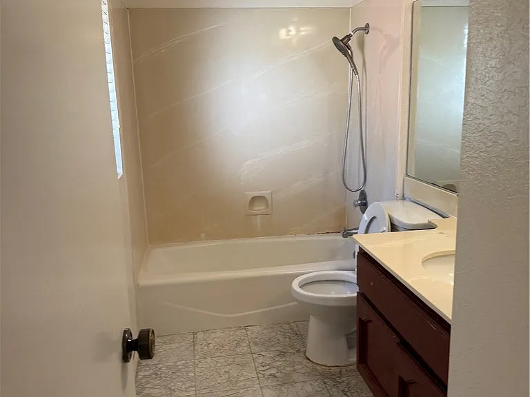 1325 Solera Ln #5 — Photo 20
