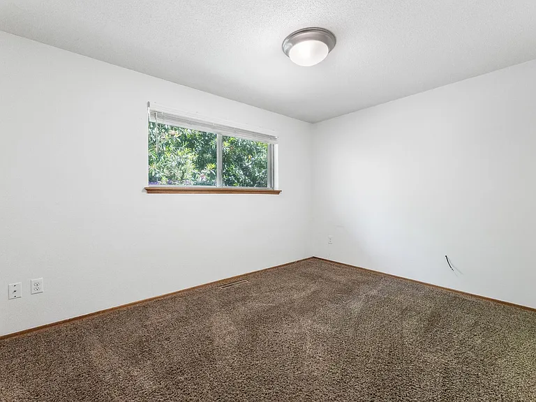 9301 Elwood Dr SW — Photo 8