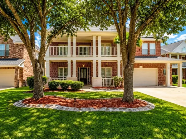 6818 Russelfield Ln, Houston, TX 77049