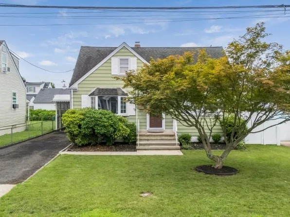 417 White Ave, Manville Boro, NJ 08835