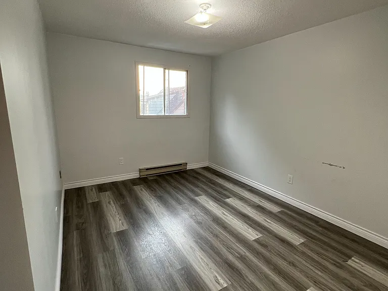 24 Eddy Ave #D — Photo 11