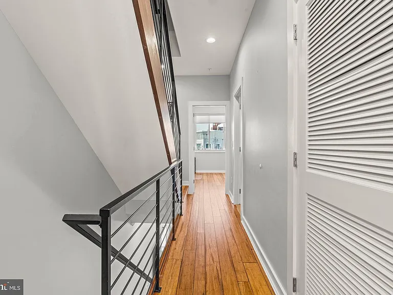 1751 S Taylor St — Photo 12