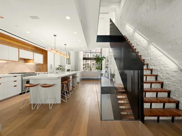 19 Jay Street image 5 of 30