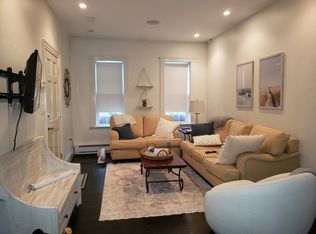 35 Swallow St #1, Boston, MA 02127