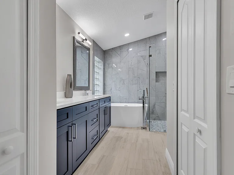 714 Straw Lake Dr — Photo 6