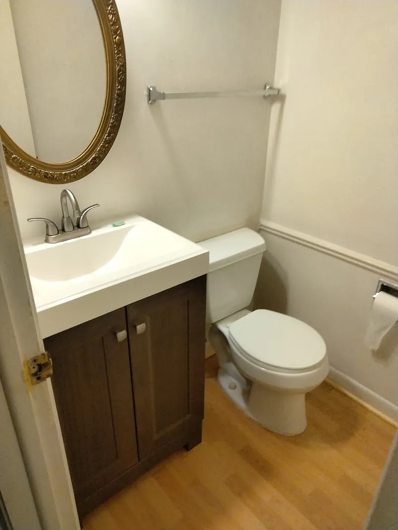 3 bed, 1.5 bath, 1350 sqft, $1,795 — Photo 4
