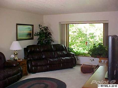 2nd image of 152 Cottonwood Ter