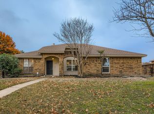 943 Aspen Dr, Desoto, TX 75115