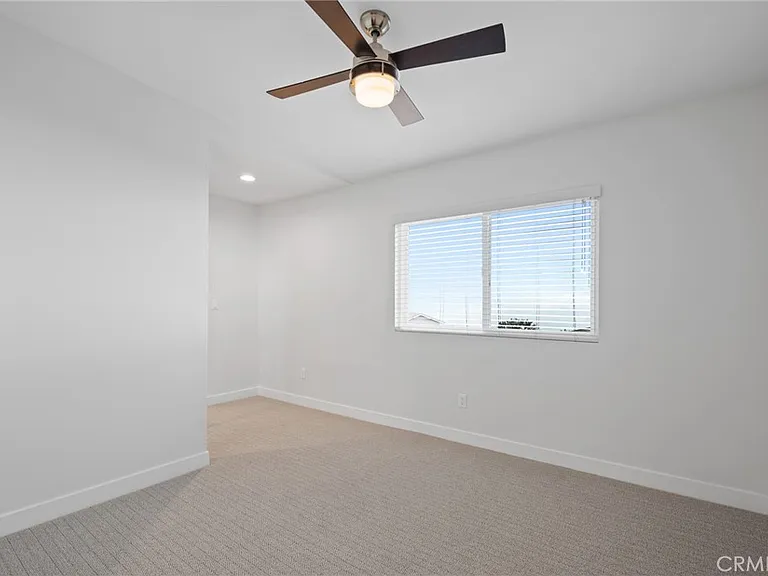 3404 Hightide Dr — Photo 28