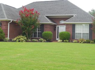 545 Gettysburg Dr, Jackson, TN 38305