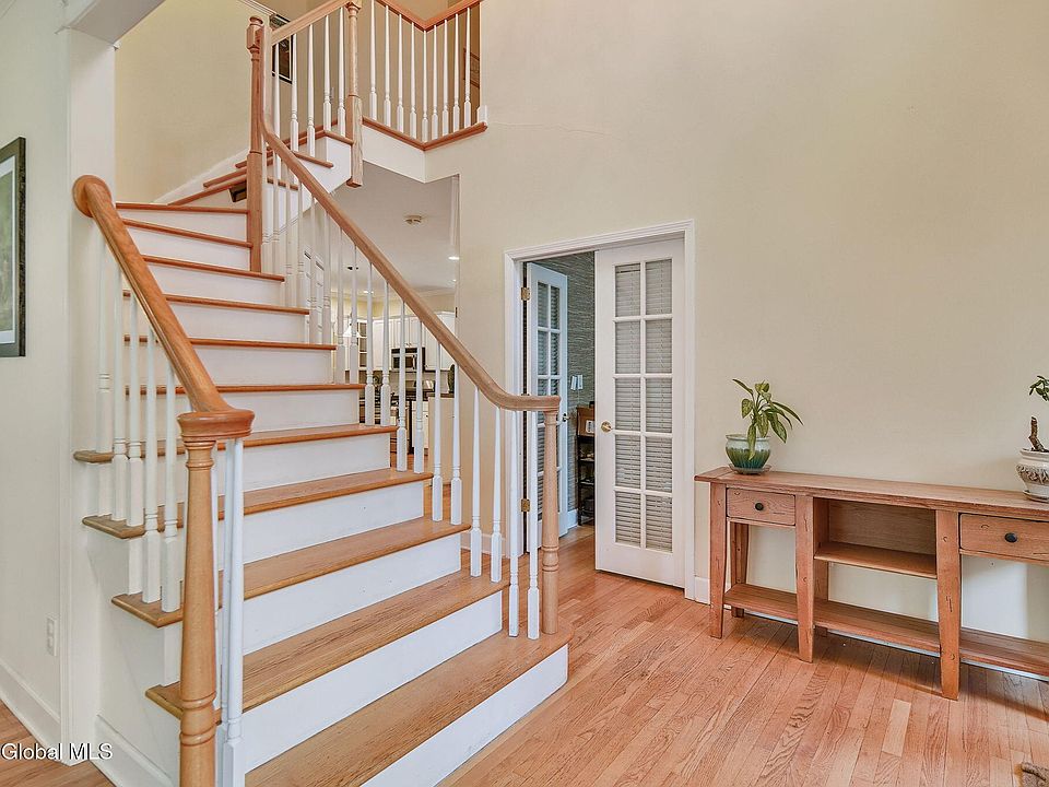 6 Hilander Drive, Loudonville, NY 12211 | Zillow