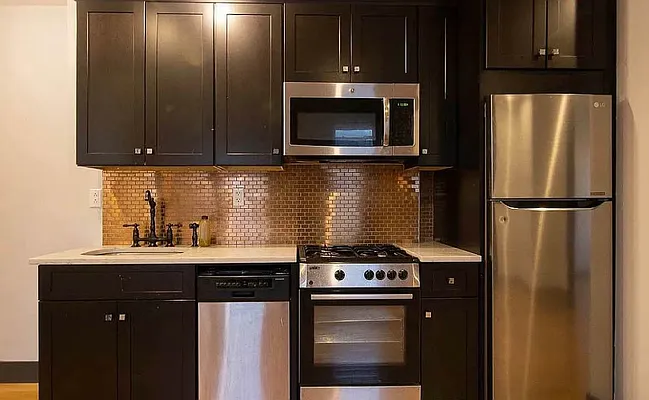 Rented by Skyhigh Realty NYC LLC | media 14