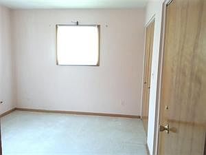 3rd image of 1015 Western Dr