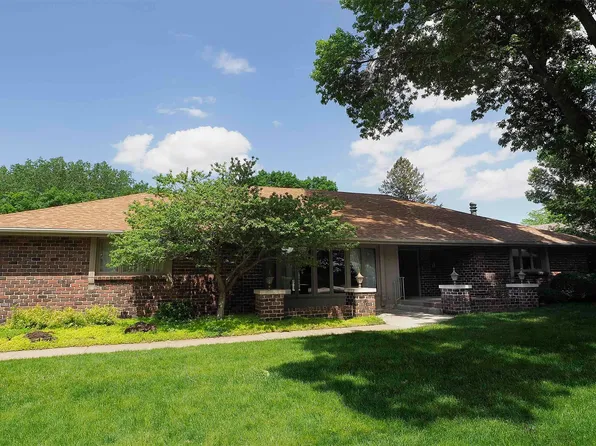 3660 Lindenwood St, Sioux City, IA 51104