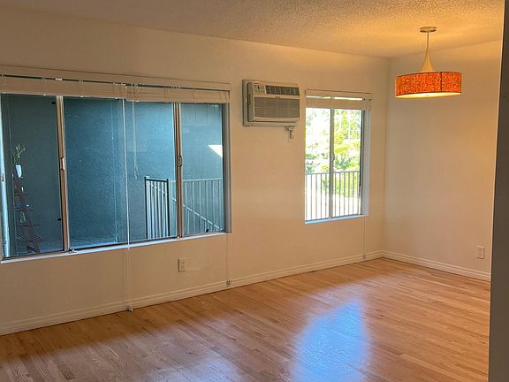 4th image of 2168 Allesandro St APT 13