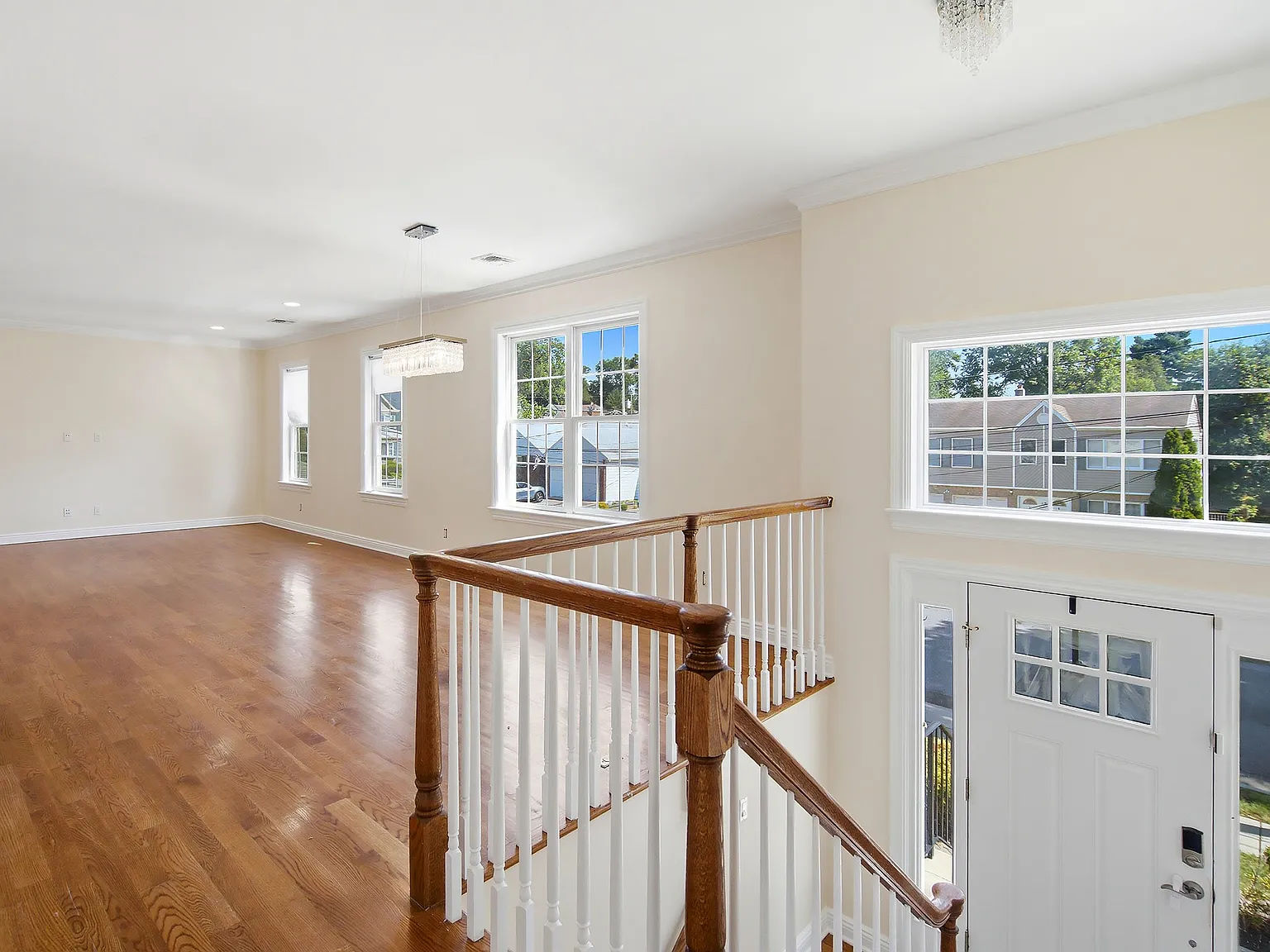 3 bed, $4,100 — Photo 3