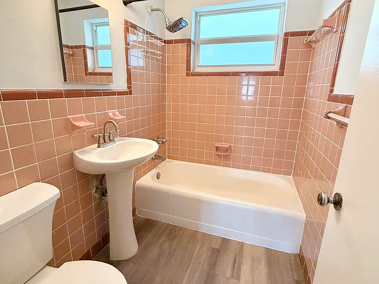 1502 N J St #2 — Photo 7