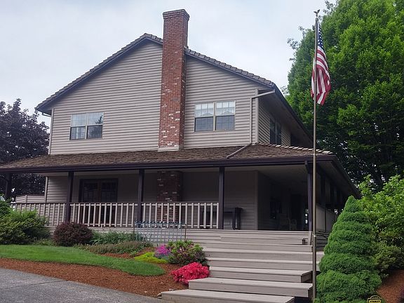 3rd image of 11800 SE Starflower Dr