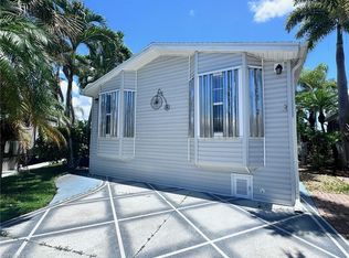 1128 Jade Lake Point, Naples, FL 34114