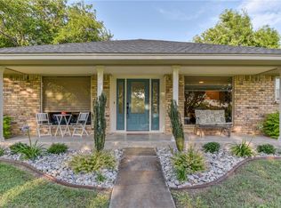 3250 Bluegrass Dr, Midlothian, TX 76065