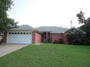 508 Valleyridge Ct, Decatur, TX 76234